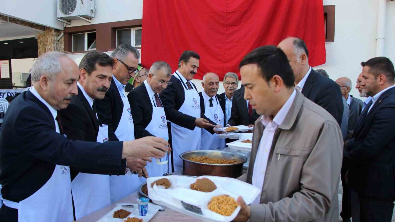 Amasya’da Vali Yılmaz Doruk,