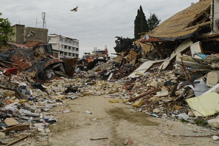 Hatay'da ağır hasarlı konutların su faturaları iptal edilecek