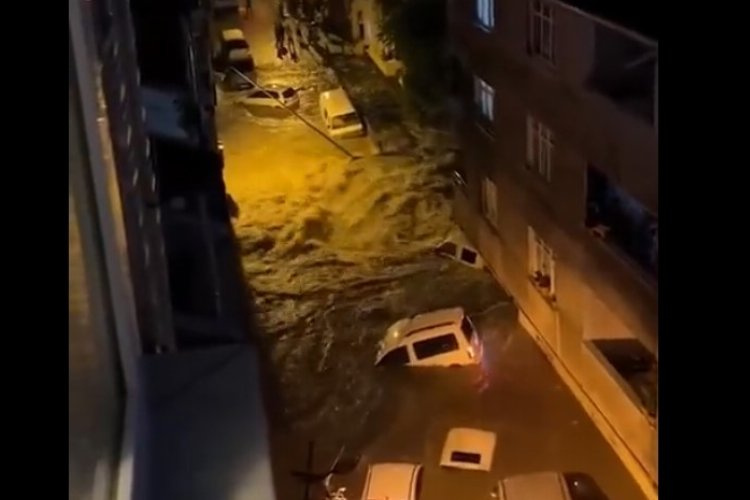 İstanbul’u sağanak vurdu: 2 ölü!