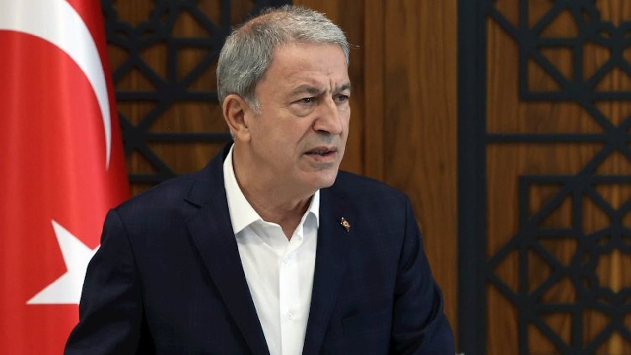 BAKAN AKAR: "MİSLİYLE KARŞILIK VERİLİYOR"