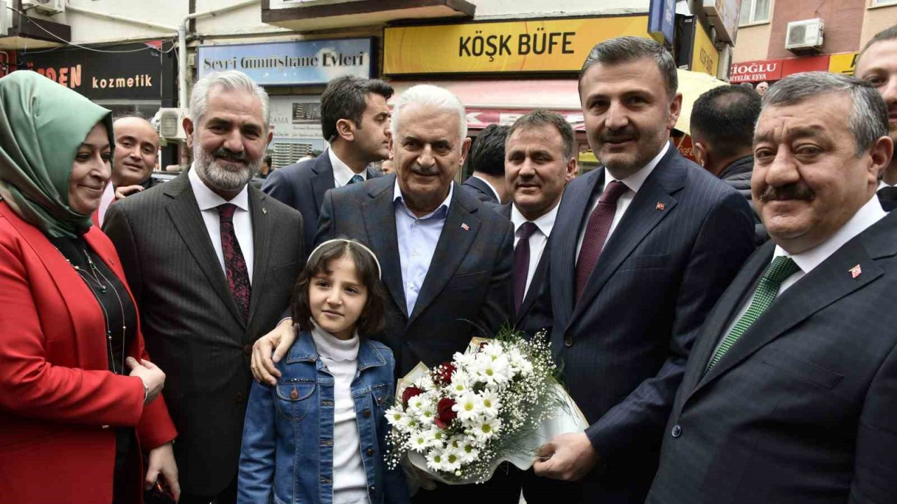 Binali Yıldırım: "Oyun çok açık, bölücü terör örgütünü meşrulaştırmaktır"