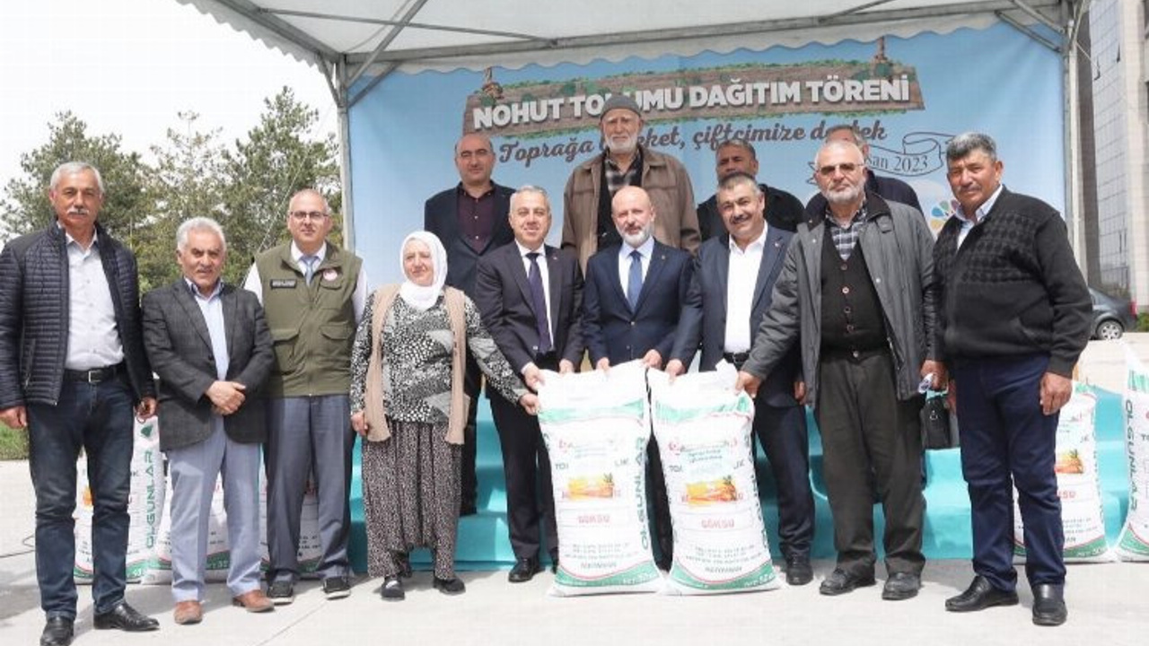 Kayseri Kocasinan tarımda mutluluk ‘tohum’larını ekti