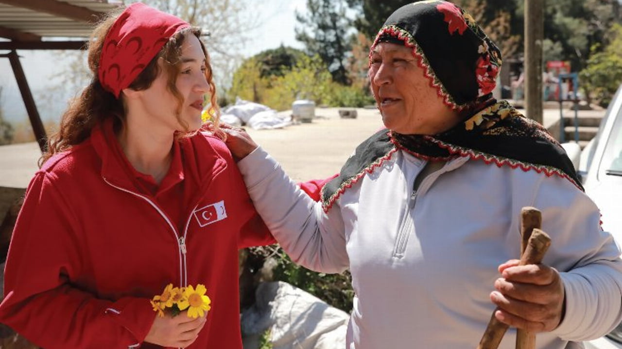 Kızılay'dan BİZ projesi ile çabalarını genişletti