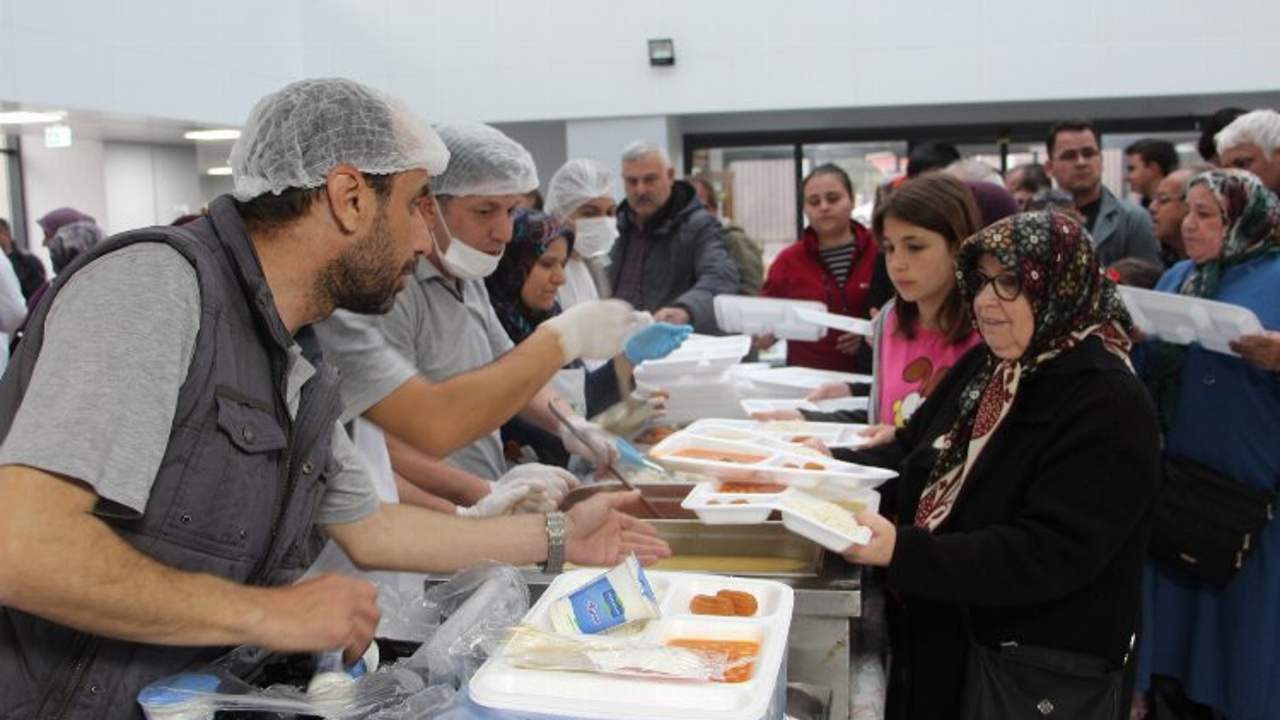 Saray’da binler iftarda buluştu