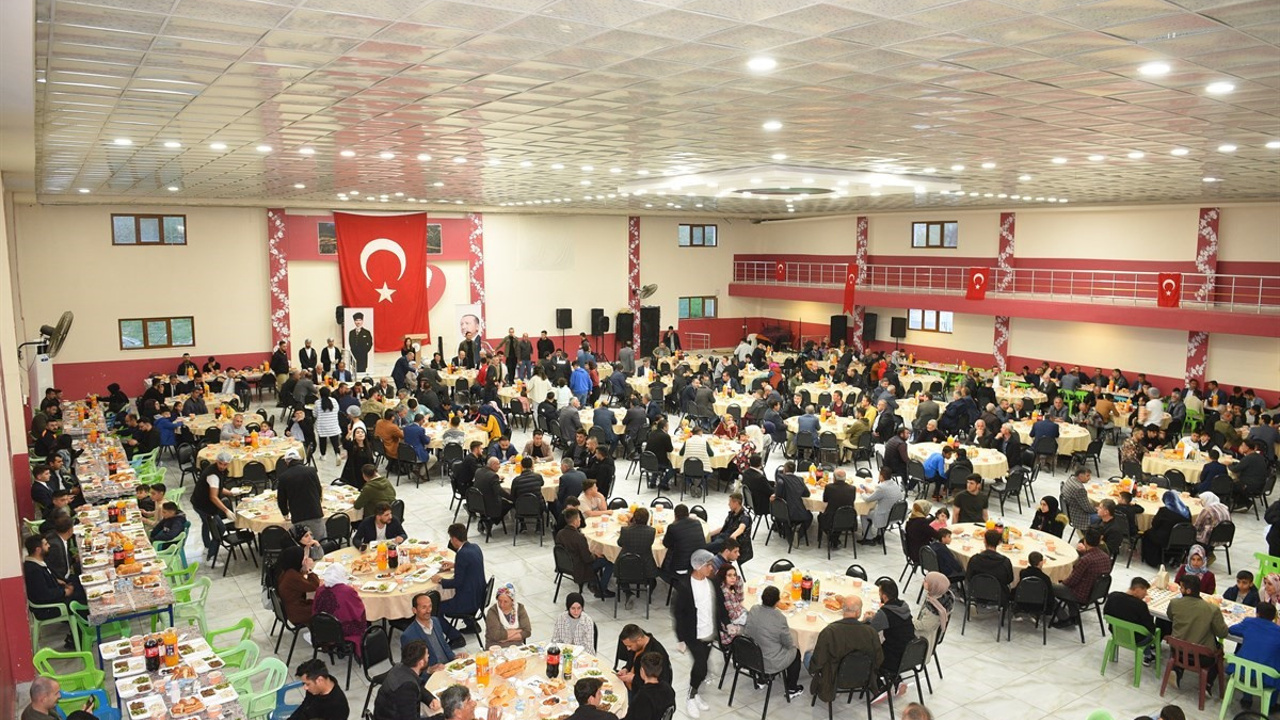 Sason’da bin kişi iftarda bir araya geldi