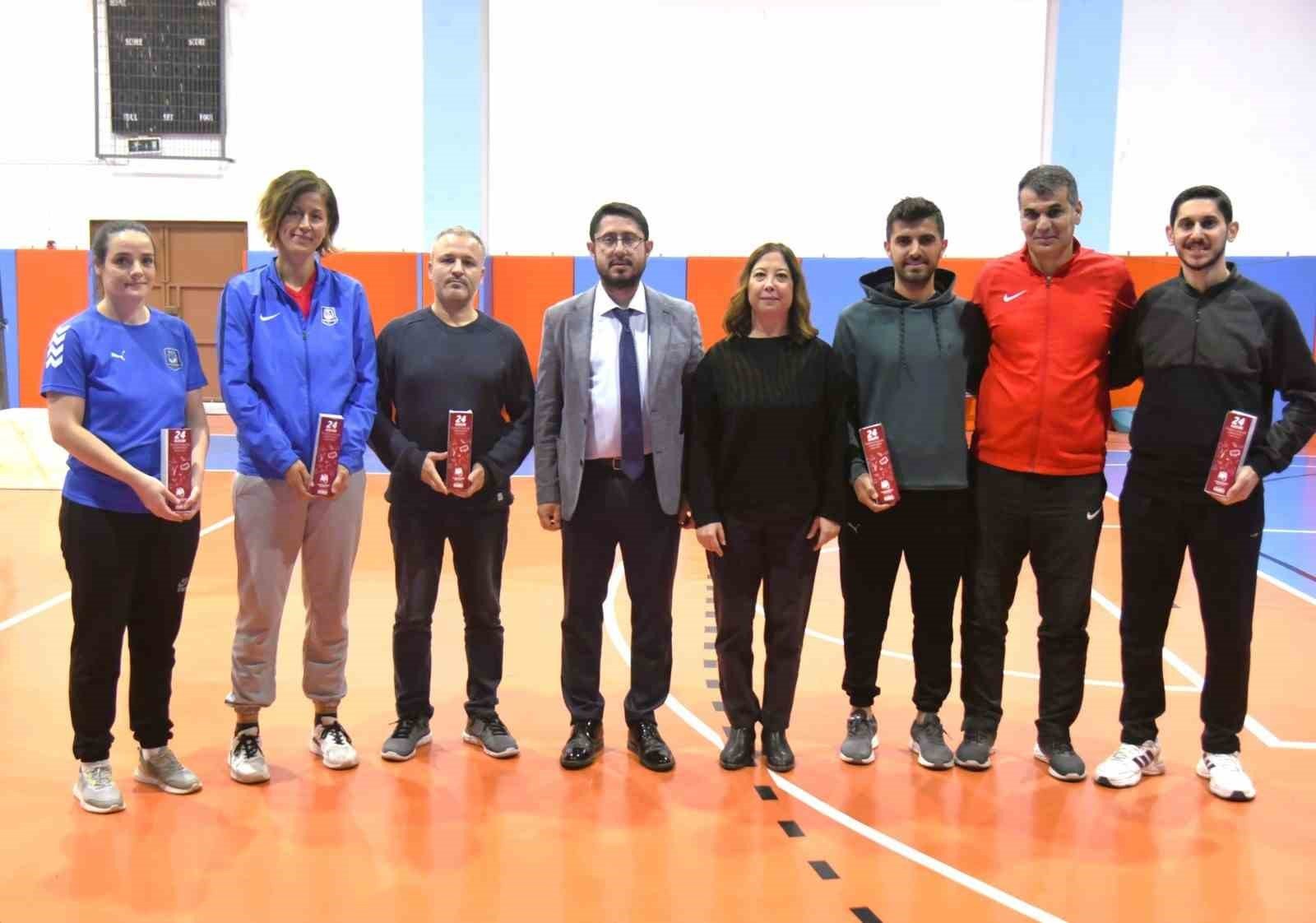 Yunusemre Belediyespor, farklı branşlarda