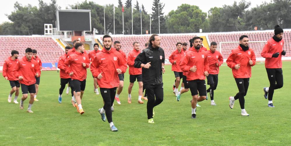 BALIKESİRSPOR HAZIRLIKLARA BAŞLADI