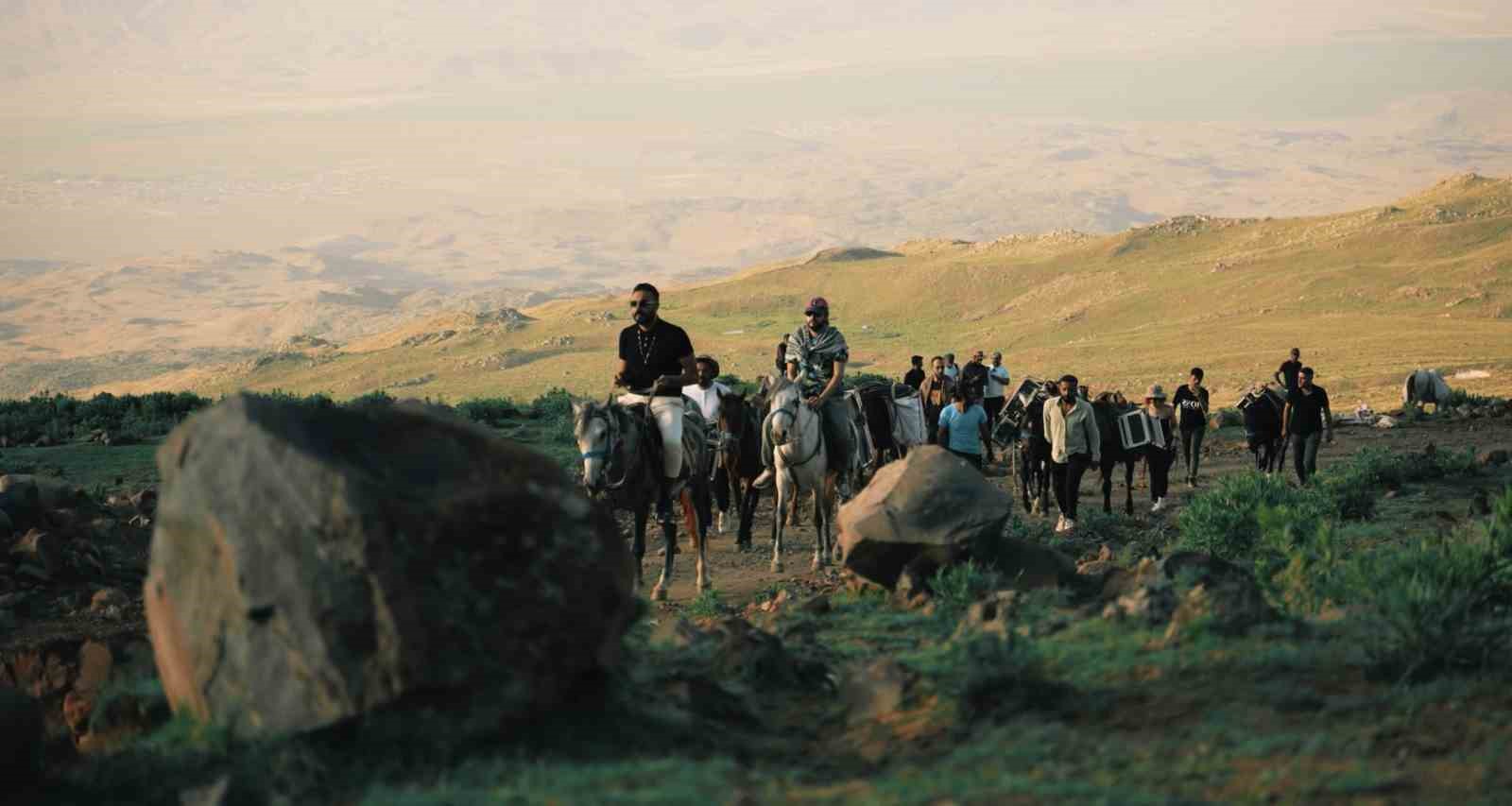 TÜRKİYE’NİN EN BÜYÜK MODA