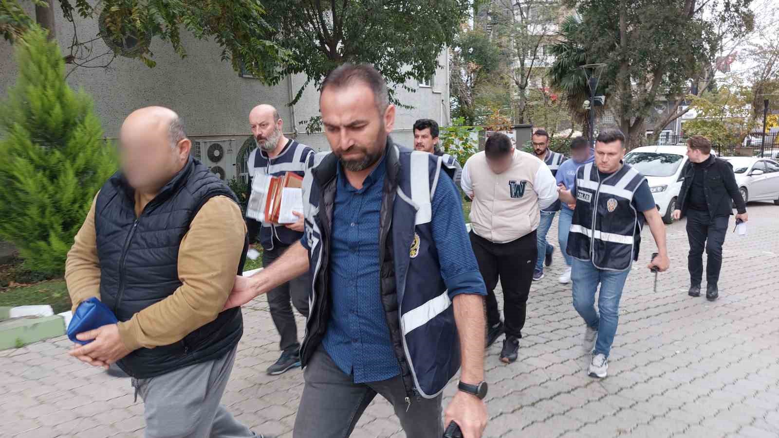 akaryakit hirsizligindan gozaltina alinan 5 kisi adliyede c7143c1 - Marmara Bölge: Balıkesir Son Dakika Haberleri ile Hava Durumu