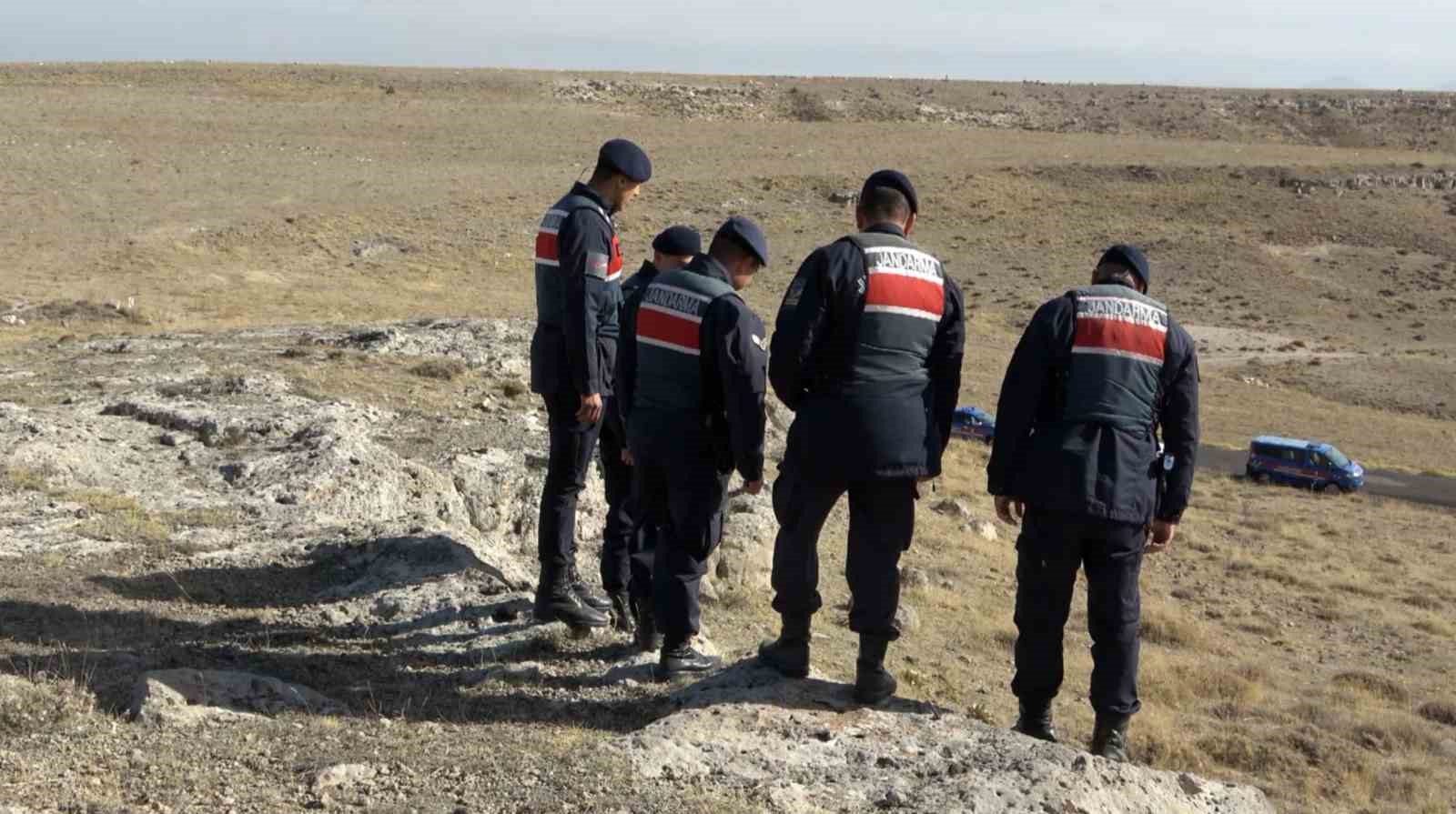 AKSARAY’DA KAÇAK KAZI YAPAN