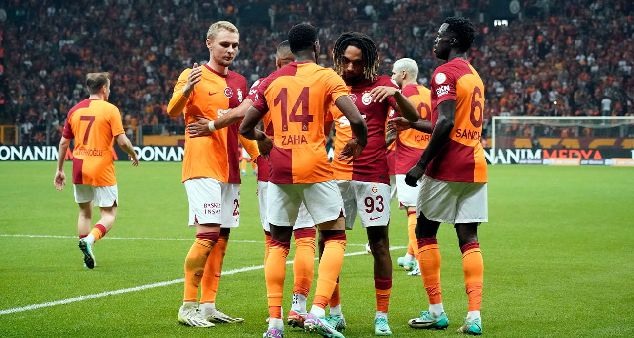 GALATASARAY ZİRVE YARIŞINI BIRAKMIYOR