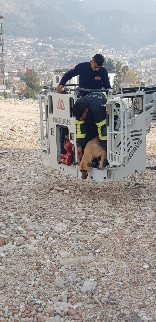 HATAY’IN ANTAKYA İLÇESİNDE HASARLI