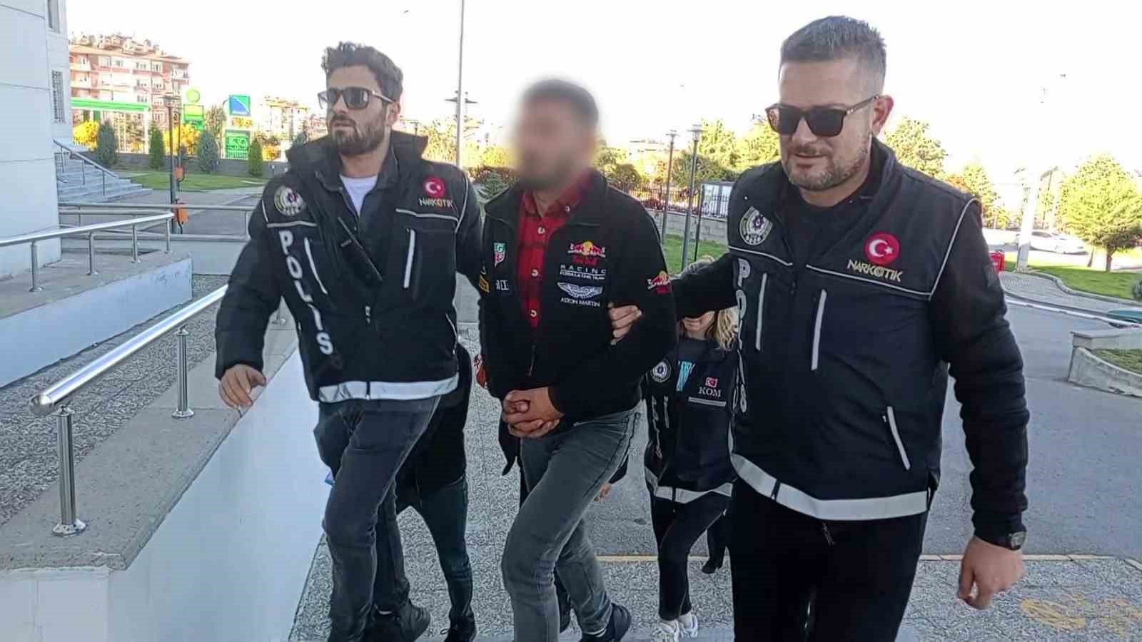 karamanda uyusturucudan 1 kisi tutuklandi ba68236 - Marmara Bölge: Balıkesir Son Dakika Haberleri ile Hava Durumu