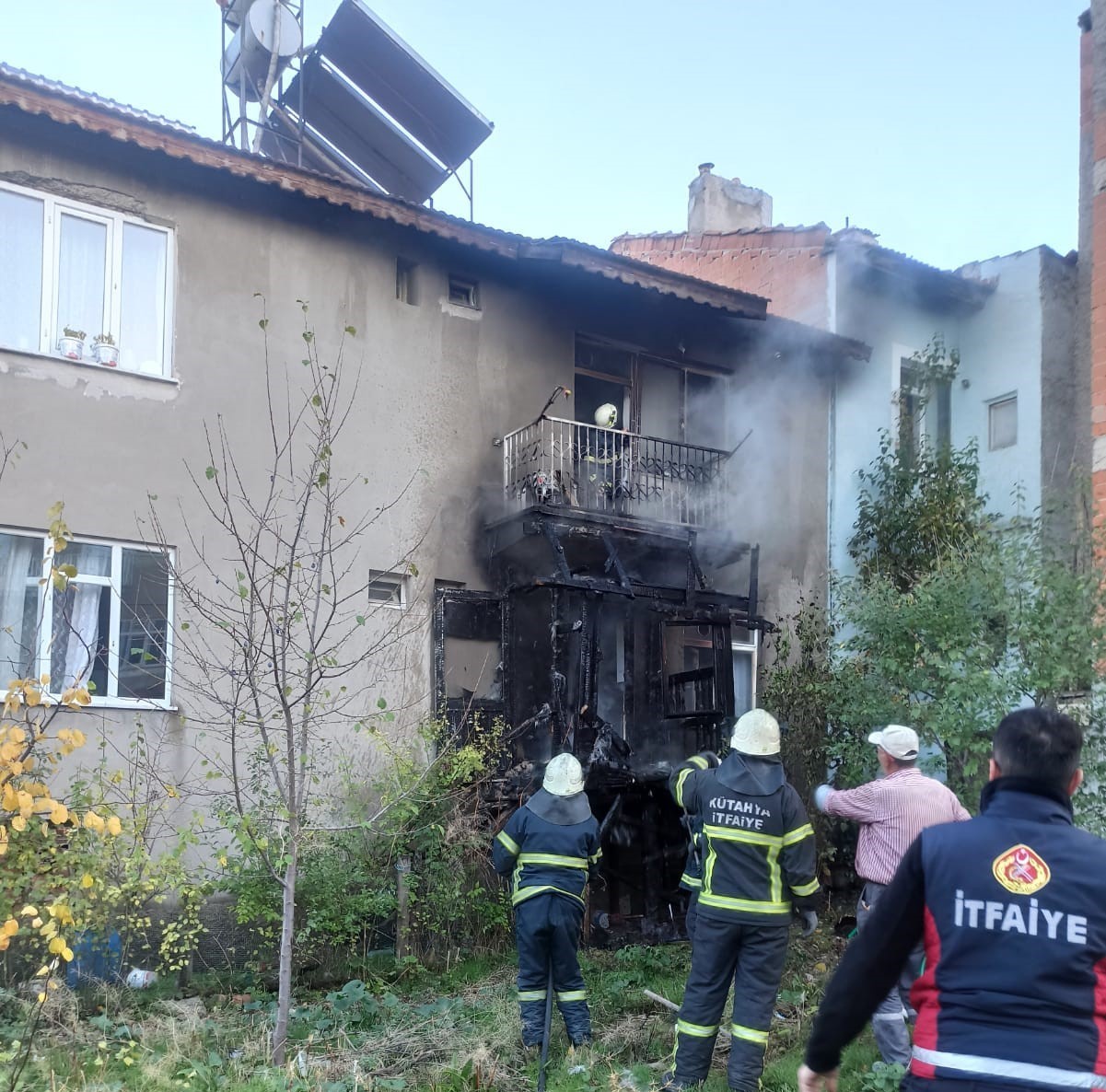 Kütahya’da yaşlı bir çiftin kaldığı evde yangın