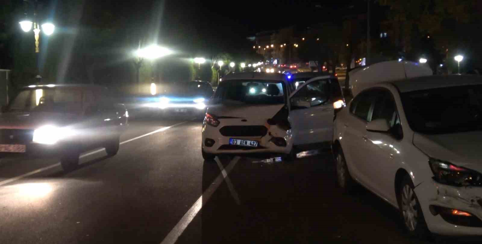 Kütahya’da zincirleme trafik kazası: 1 yaralı