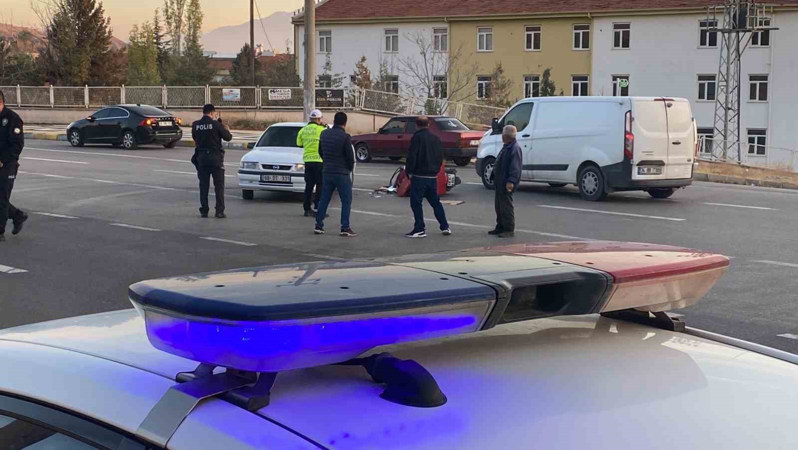 motosiklet ile otomobil carpisti 1 yarali bbbe549 - Marmara Bölge: Balıkesir Son Dakika Haberleri ile Hava Durumu