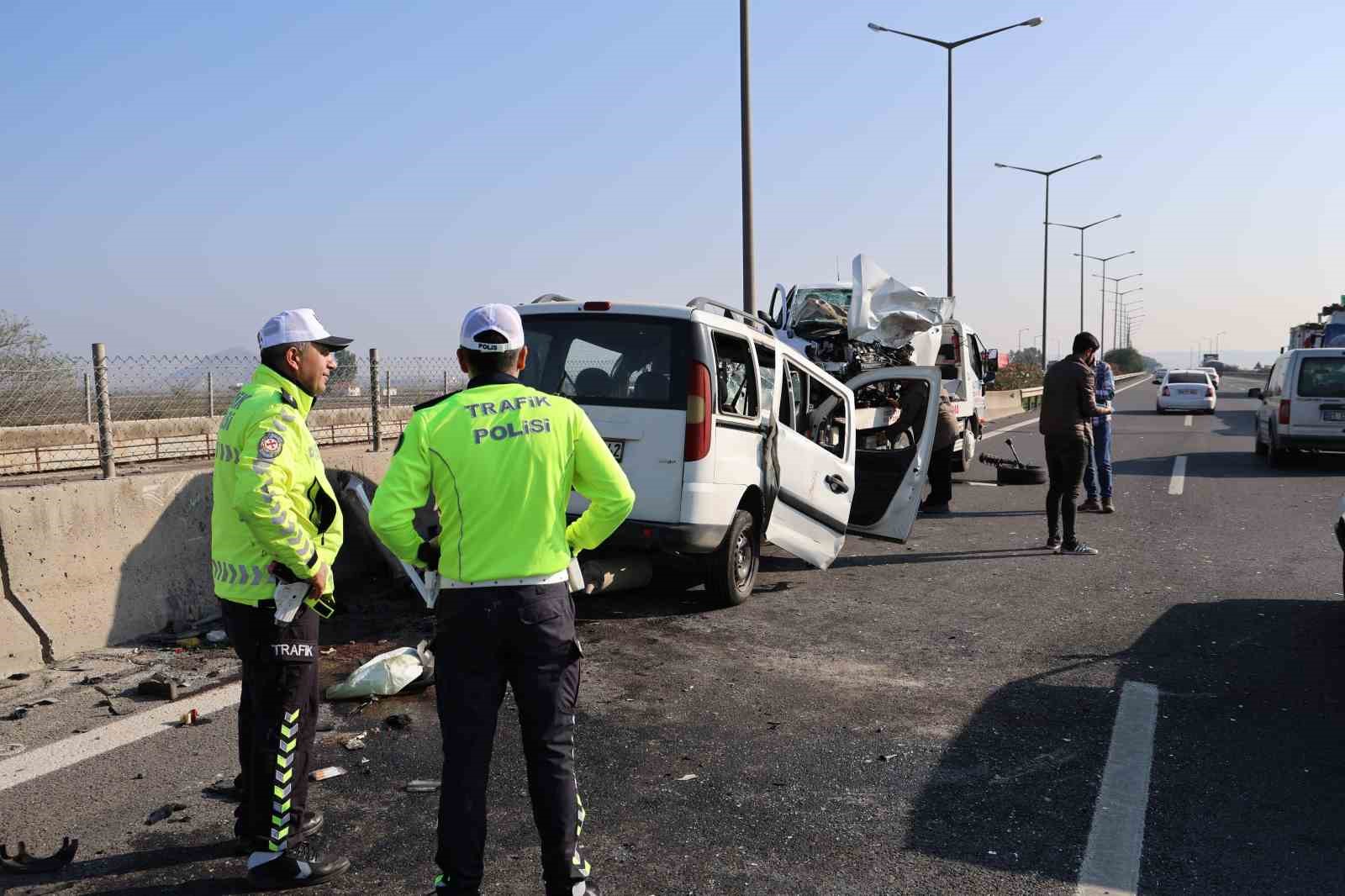 ADANA’DA OTOYOLDA 8 KİLOMETRE