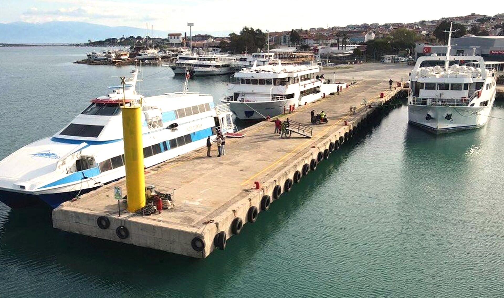 AYVALIK, DENİZ ÜRÜNLERİ ZENGİNİ