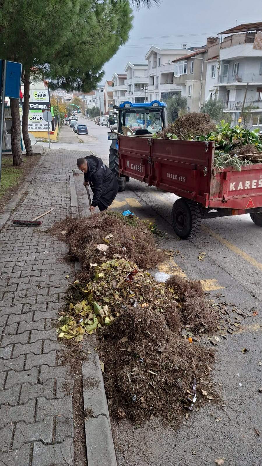 1732352941Karesi Belediyesinden Milyonlarca Metrekarede Ot Temizligi - Marmara Bölge: Balıkesir Son Dakika Haberleri ile Hava Durumu