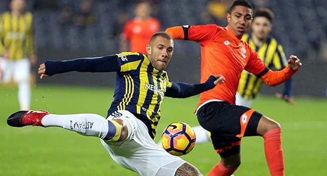 FENERBAHÇE ADANASPOR’A KARŞI SAHAYA ÇIKACAK