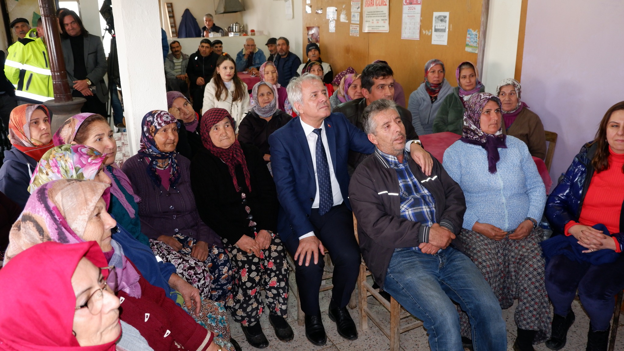 “KIRSALDA HER MAHALLEMİZE ULAŞIYORUZ”