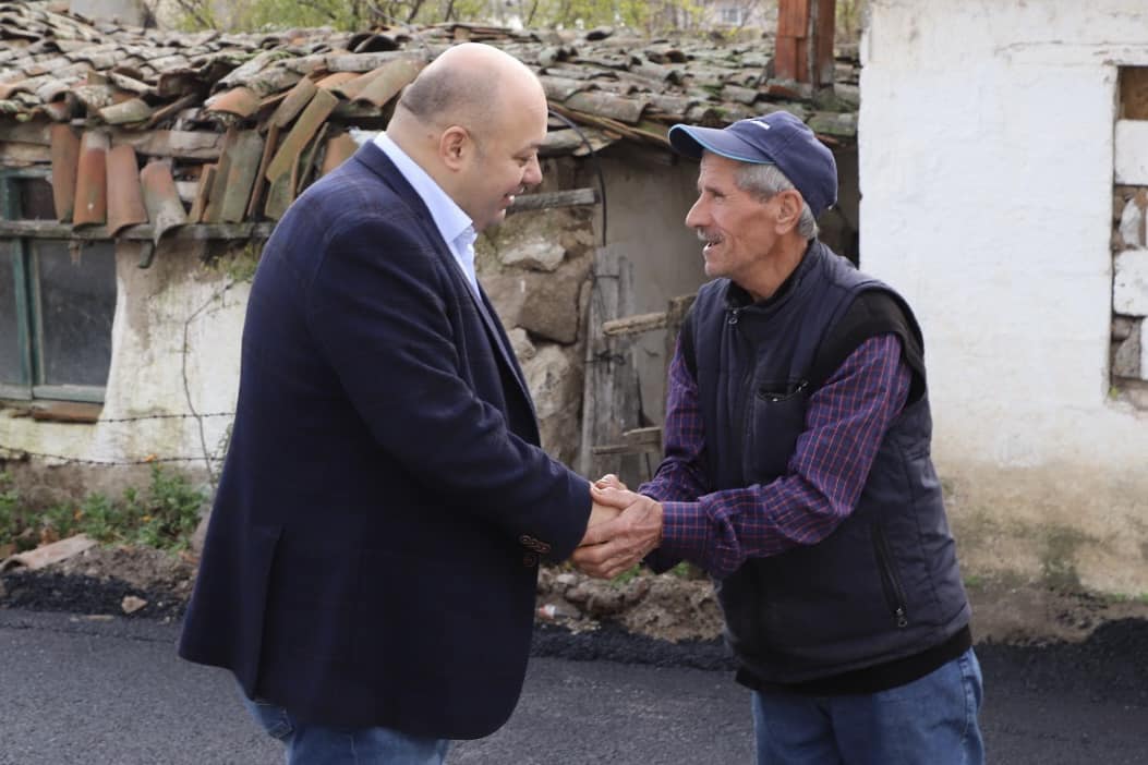 “MASA BAŞINDA DEĞİL SAHADAYIZ”