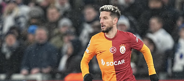 MERTENS’TEN “YAZIK OLDU” AÇIKLAMASI