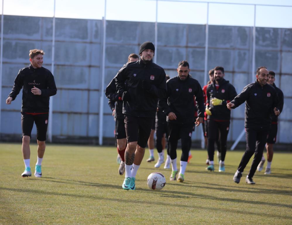 SİVASSPOR, BAŞAKŞEHİR MAÇINA HAZIRLANIYOR