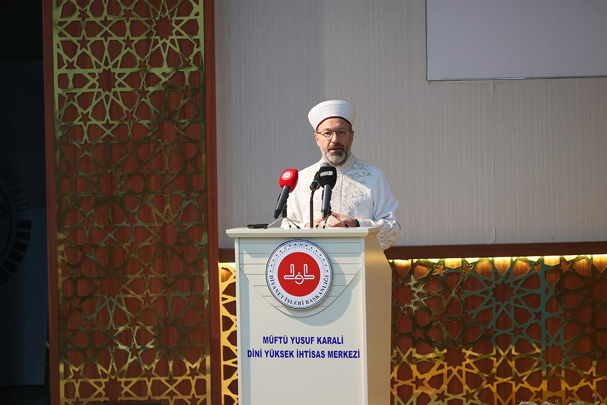 Diyanet İşleri Başkanı Prof.