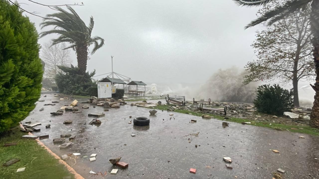 Bugün Edremit'te hava yağmurlu