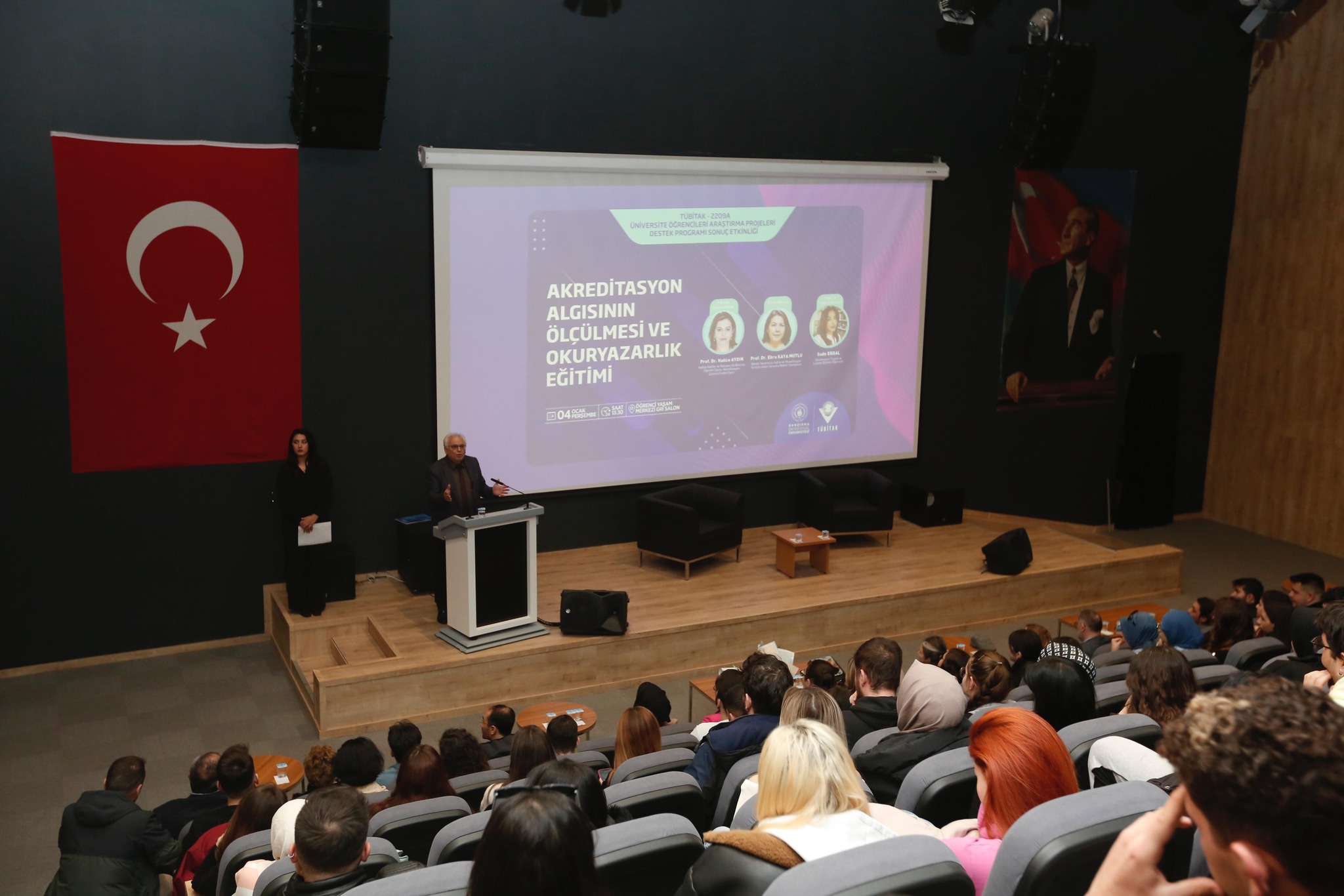 BANÜ’DE OKURYAZARLIK EĞİTİMİ KONFERANSI