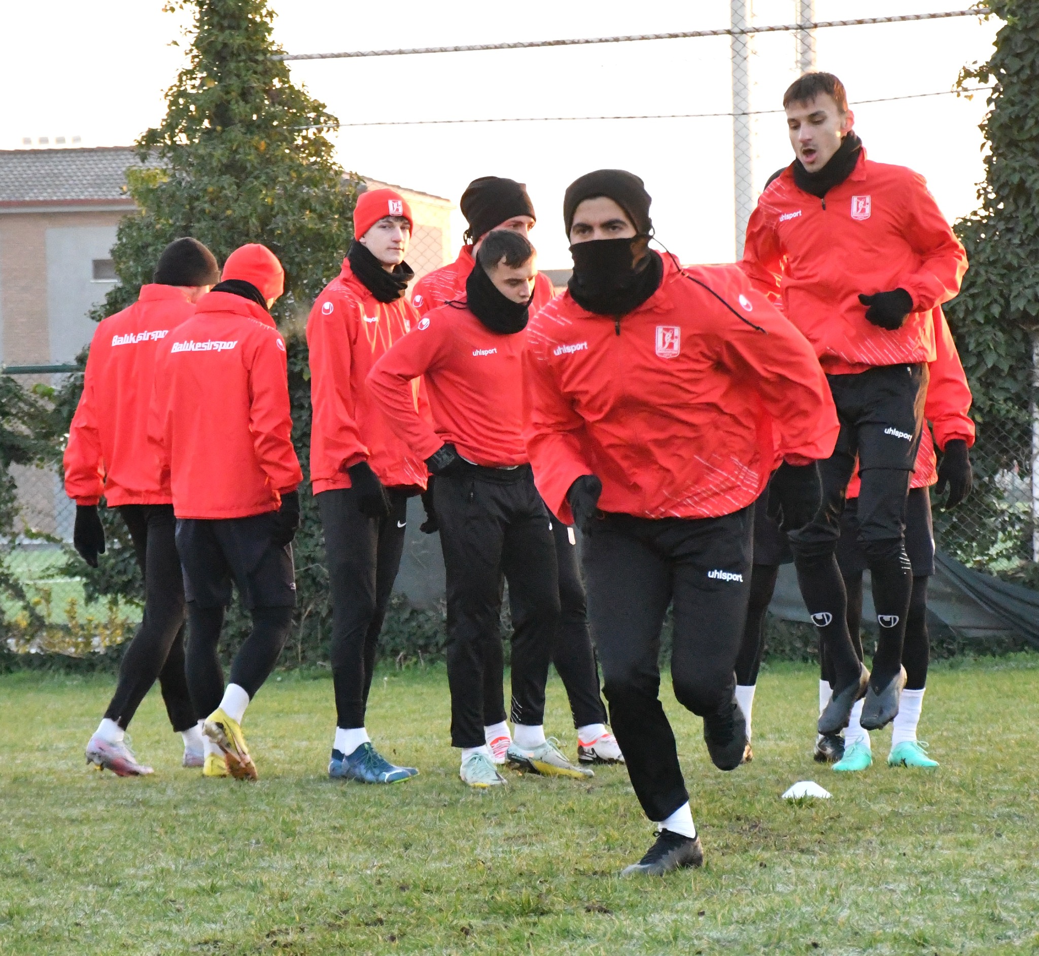 TFF 3.Lig takımlarından Balıkesirspor,