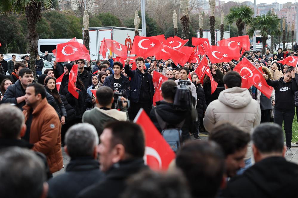 BAŞAKŞEHİR’DE ŞEHADET YÜRÜYÜŞÜ