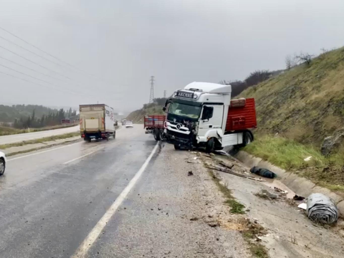 Gönen-Bandırma Karayolu üzerinde Taştepe