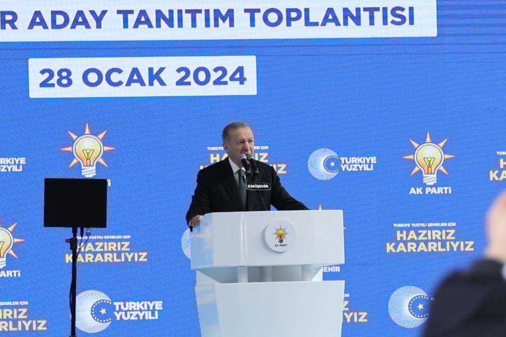 ERDOĞAN ESKİŞEHİR’DE ADAY TANITIM TOPLANTISINA KATILDI