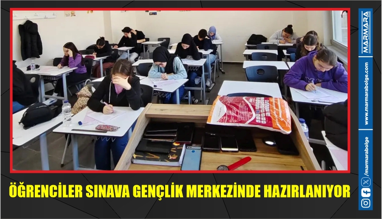 ÖĞRENCİLER SINAVA GENÇLİK MERKEZİNDE HAZIRLANIYOR