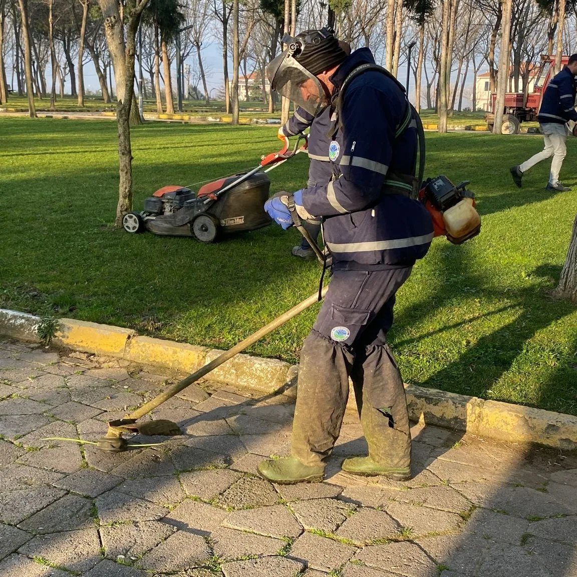 Gönen Belediyesi, ilçedeki parklarda