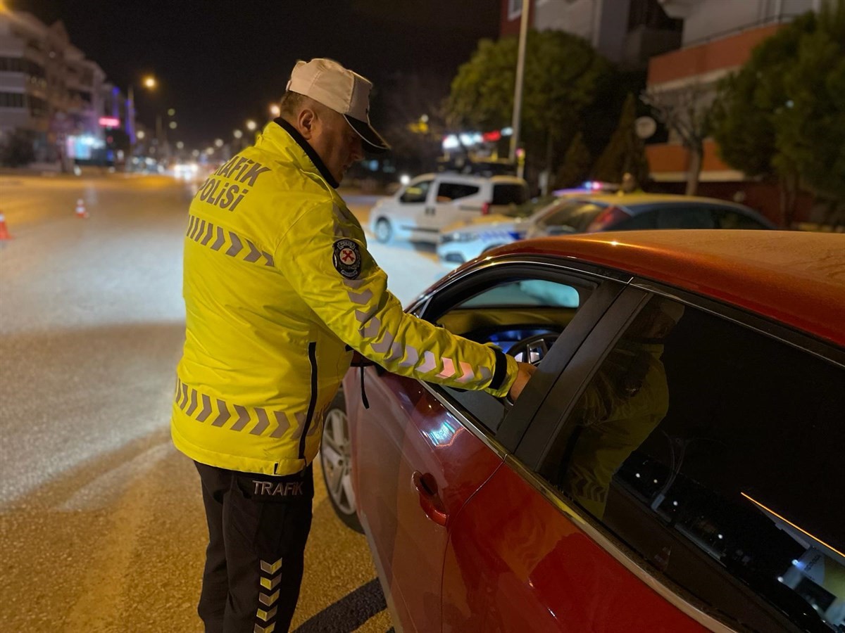 Balıkesir'de trafik polisleri tarafından