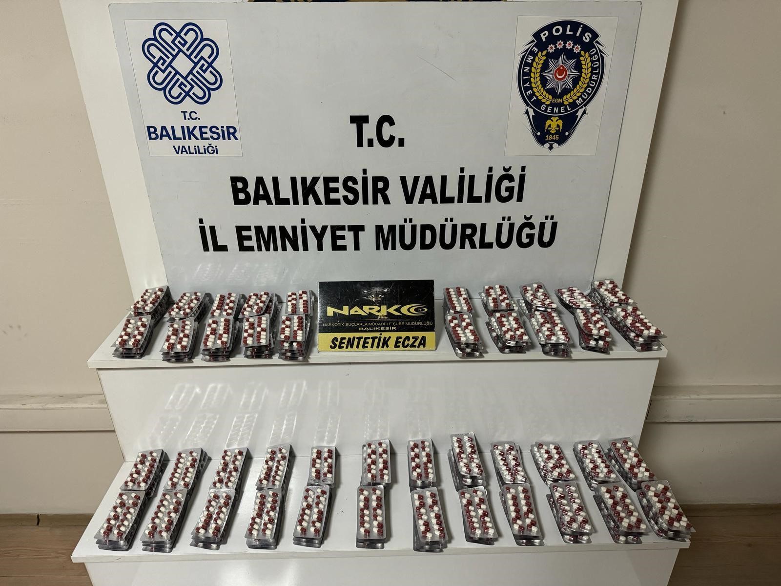 Balıkesir'de polis ekipleri, uyuşturucu