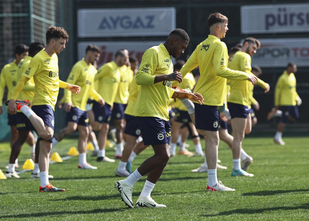 FENERBAHÇE HATAYSPOR MAÇINA HAZIRLANIYOR