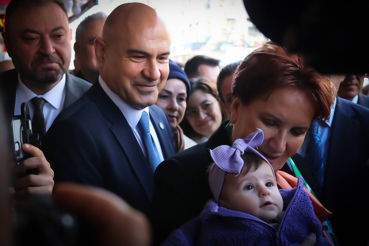 AKŞENER’E BANDIRMA’DA YOĞUN İLGİ