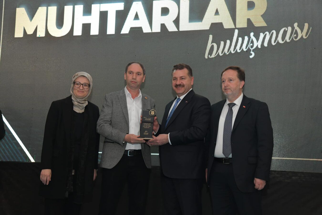 DİNÇER ORKAN MUHTARLARLA BULUŞTU