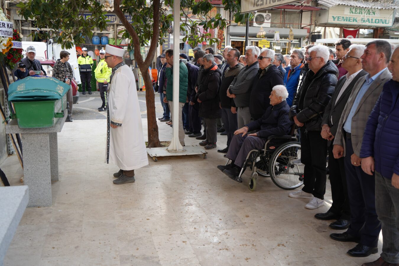 Ünlü oyuncu Zafer Algöz'ün