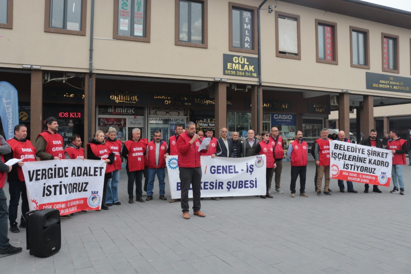 DİSK'e bağlı Genel-İş Sendikası