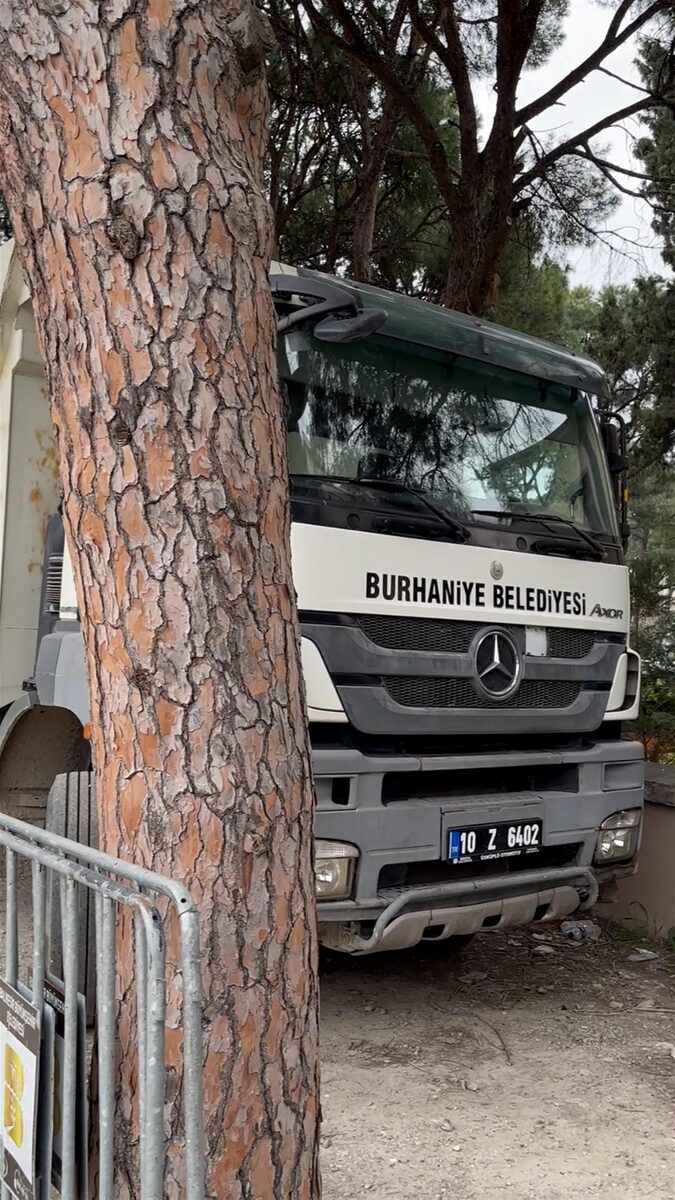 deveciler ilcesine gelen buyuksehir yatirimini engelliyor 2 - Marmara Bölge: Balıkesir Son Dakika Haberleri ile Hava Durumu