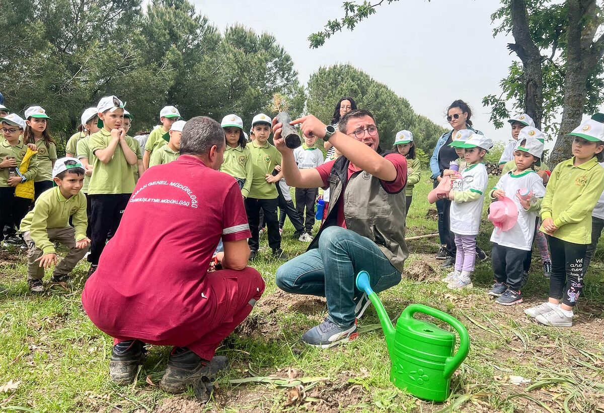 ÖĞRENCİLERE ORMANCILIK MESLEĞİ ANLATILDI