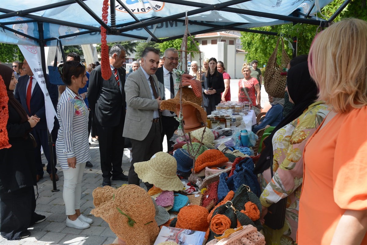 Edremit Kaymakamı Ahmet Odabaş,