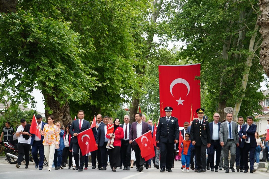 Sındırgı'da 19 Mayıs Atatürk'ü