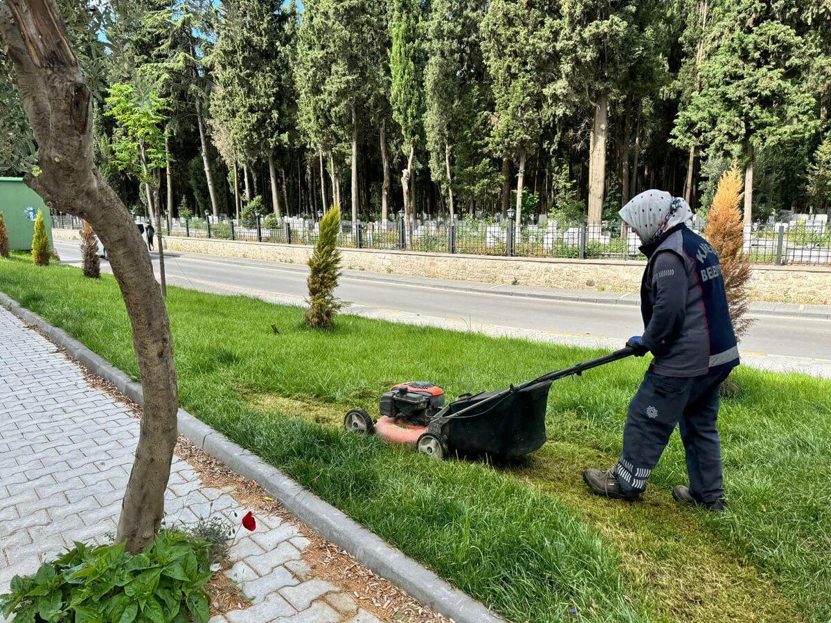 KARESİ’DE ÖZVERİLİ ÇALIŞMA