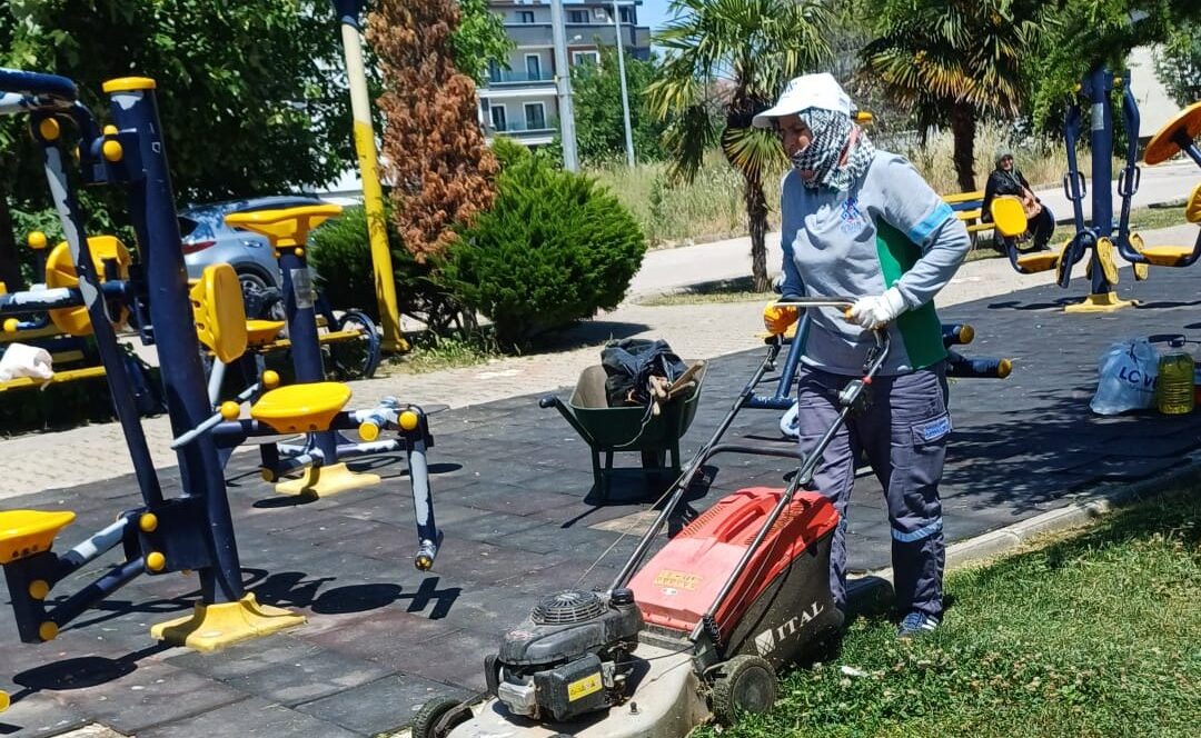 ALTIEYLÜL’DE KAPSAMLI TEMİZLİK